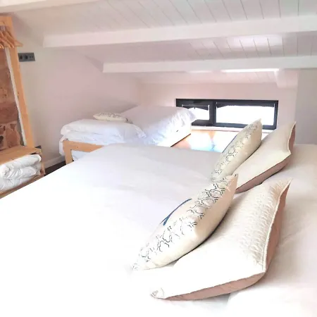 Апартаменты Marina. Casa Marinera Con Terraza Sobre El Mar En Caion Кайон