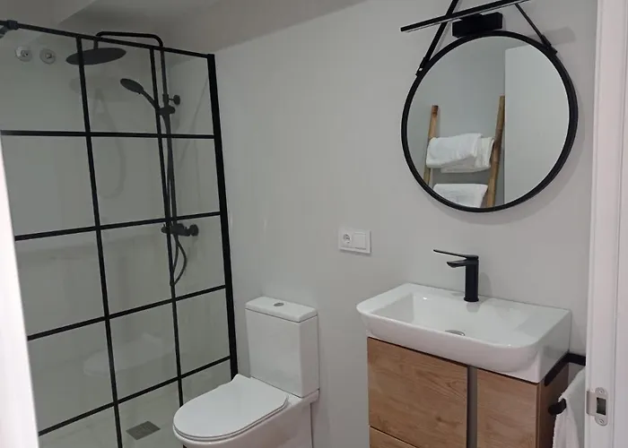 Apartment Marina. Casa Marinera Con Terraza Sobre El Mar En Caion *